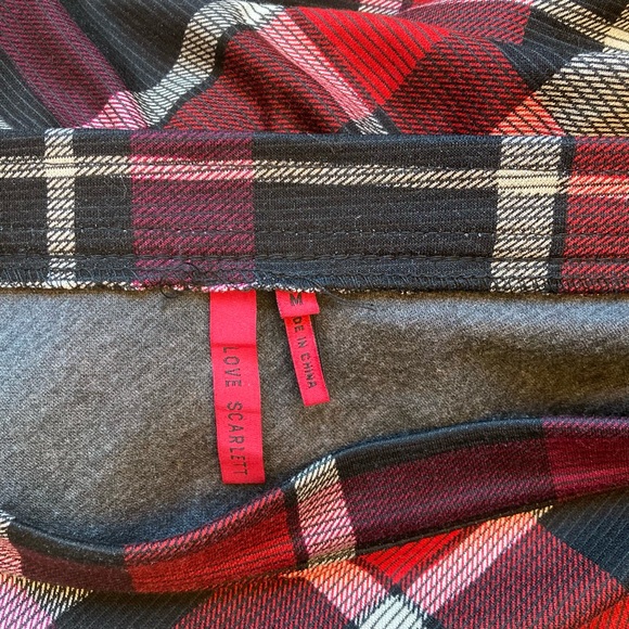 Plaid skirt - Picture 4 of 8